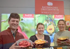 Dr. Michael Neumüller, Felicitas Dittrich und Dr. Christina Holzapfel vom Bayerischen Obstzentrum
